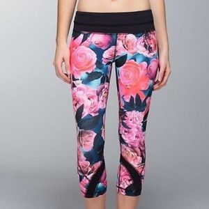 Lululemon Run Inspire Crop Leggings Secret Garden